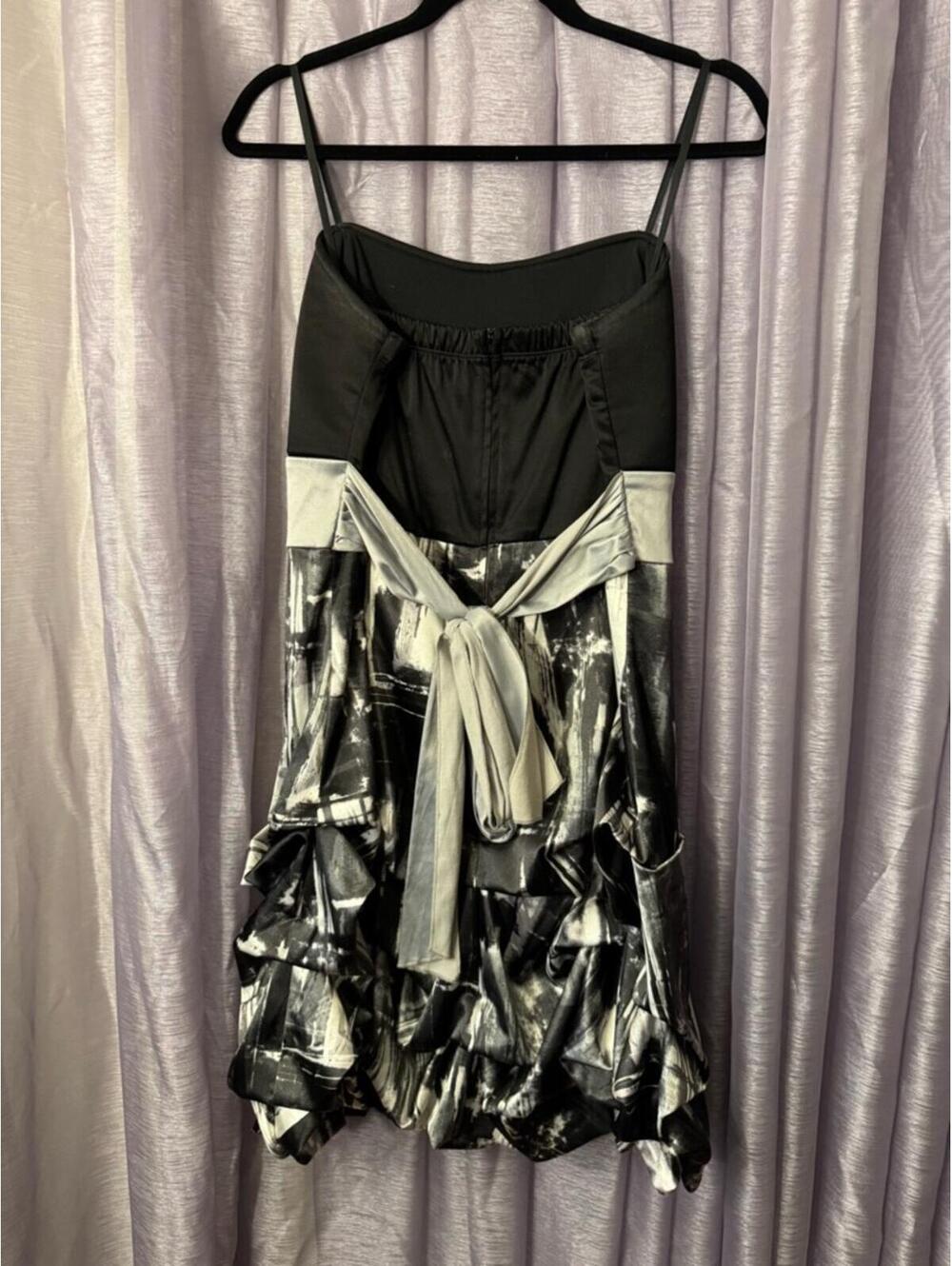 Ruby Rox Black Metallic Print Ruffle Dress Size 16 - Picture 5 of 6
